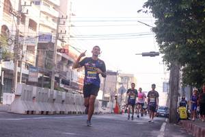 BIB: , 11231
                            <button type="button" onclick="openModal(3747593)" class="btn btn-primary btn-sm float-right btn-popup" data-toggle="modal" data-target=".modal-high-quality">
                        <i class="fas fa-shopping-cart"></i> Add to Cart
                    </button>
                                            <button type="button" onclick="isThisMe(3747593, true)" class="btn btn-success btn-sm float-right btn-popup btn-isme hidden" data-toggle="tooltip" data-placement="bottom" title="นี่คือรูปของคุณใช่ไหม คลิกที่นี่เพื่อเอาเข้าอัลบั้ม">
                        <i class="fas fa-plus"></i> Add to album
                    </button>
                    <button type="button" onclick="isThisMe(3747593, false)" class="btn btn-warning btn-sm float-right btn-popup btn-isnotme hidden">
                        <i class="fas fa-ban"></i> Remove from album
                    </button>